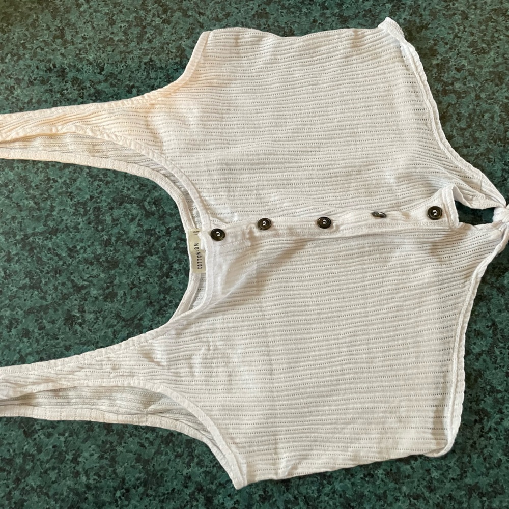 White crop tank top